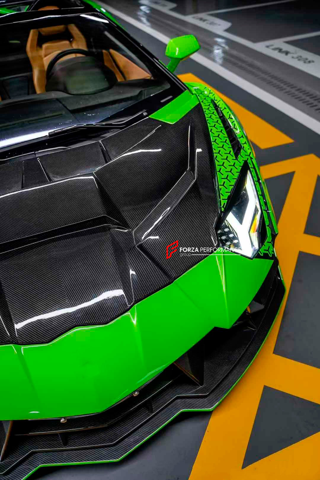 CARBON BODY KIT for LAMBORGHINI AVENTADOR LP700 2011 - 2016

Set includes:

Front Lip
Front Bumper
Hood / Bonnet
Front Fenders
Side Skirts
Rear Air Inlet Covers
Rear Fender Trims
Rear Wing Spoiler
Rear Diffuser

Material: Dry Carbon

NOTE: Professional installation is required