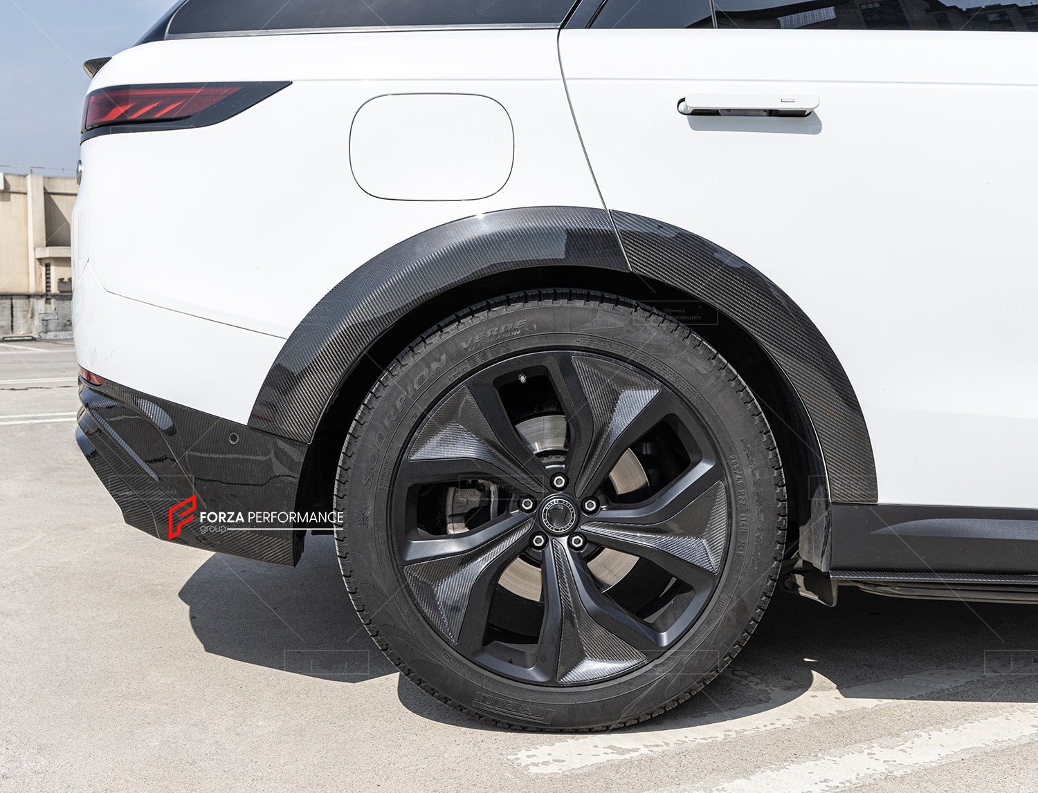 CARBON BODY KIT for LAND ROVER RANGE ROVER SPORT L461 2022+

Set includes:

Front Lip
Front Air Vent Trims
Front Grille
Fender Flares
Side Mirror Covers
Side Skirts
Roof Spoiler
Lip Spoiler
Rear Bumper

Material: Carbon Fiber

Note: Each part can be sent separately. If you need, please contact us.

Payment ►
Visa
Mastercard
PayPal with a credit card (add 4.4% at checkout)
Payoneer
Cryptocurrency
Shipment ►
By express DHL/UPS/TNT/FedEx
To the local international airport
Special line by air
Special line by th