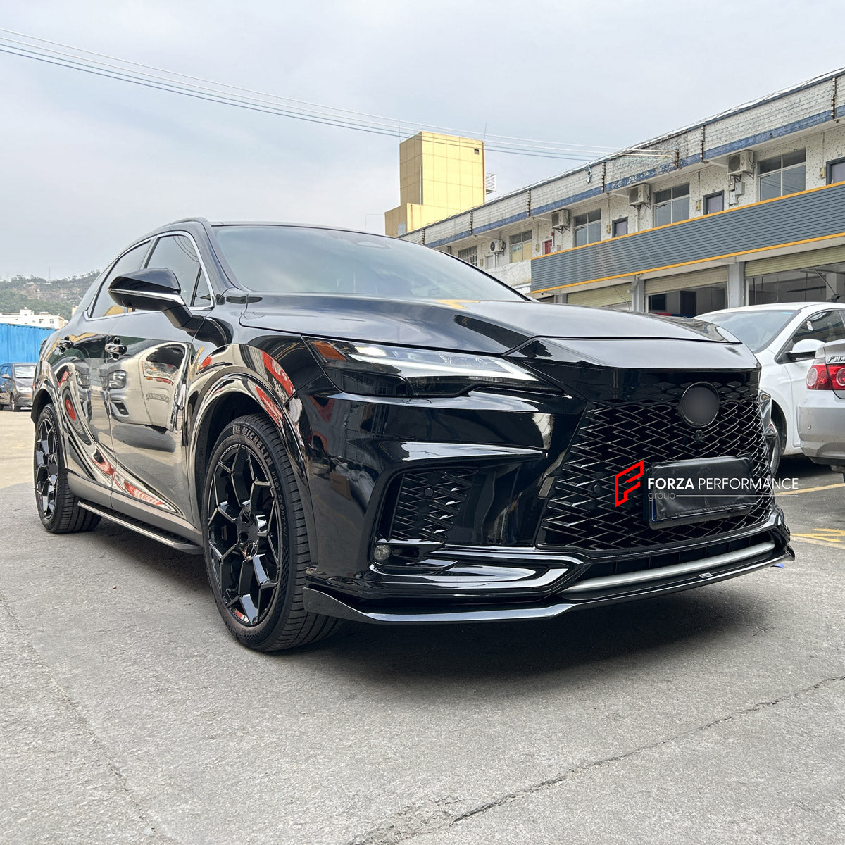 CARBON BODY KIT for LEXUS RX350 AL30 2022+ FORZA PERFORMANCE custom fit Aimgain Style
Set includes:

Front Lip
Side Skirts
Ducktail Spoiler
Rear Diffuser
Material: Carbon, Plastic

NOTE: Professional installation is required.
