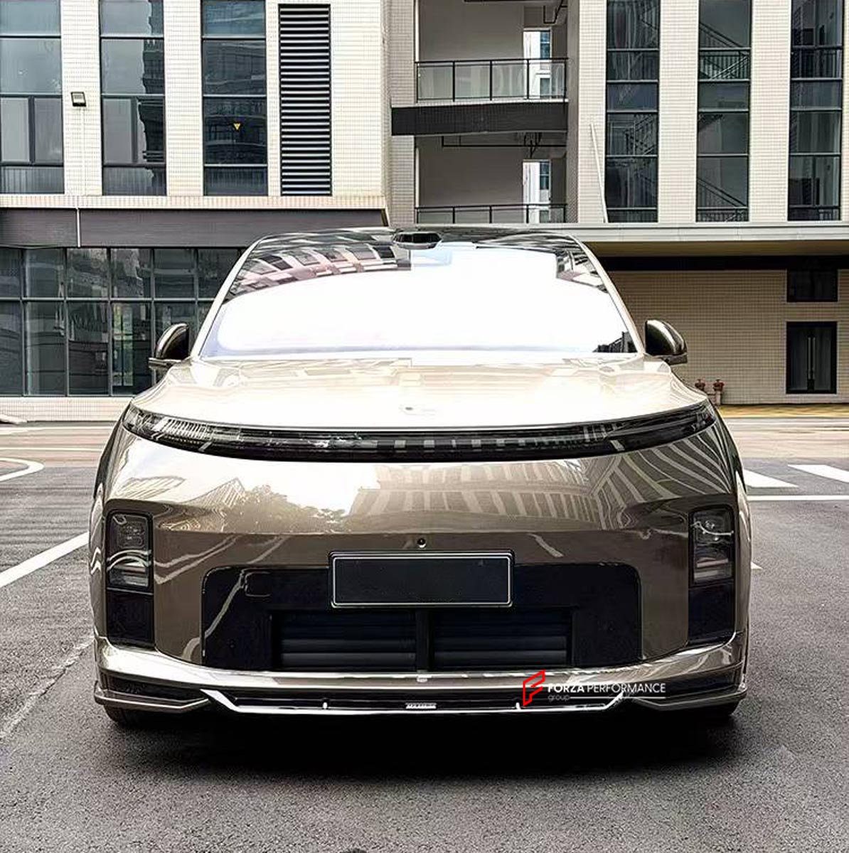 CARBON BODY KIT for LIXIANG L9 LIVIS 2026+
Set includes:

Front Lip
Side Skirts
Rear Diffuser
Rear Spoiler
Material: Carbon

NOTE: Professional installation is required.
