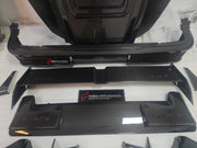 CARBON BODY KIT for MERCEDES-BENZ G-CLASS G63 W465 2024+


Set includes:

Front Bumper Assembly

Hood / Bonnet
Roof LED DRL Bar
Fender Flares
Rear Spoiler

Rear Bumper 


Material: Carbon Fiber

NOTE: Professional installation is required.