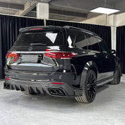 CARBON BODY KIT for MERCEDES-BENZ GLS-CLASS AMG X167 GLS63 2020 - 2023 FORZA PERFORMANCE custom fit Mansory Style

Set includes:
Front Lip
Front Bumper Air Vent Covers
Front Grille
Side Fender Vents
Fender Flares
Roof Spoiler
Rear Bumper Fins
Rear Diffuser
Exhaust Tips

Material: Carbon

NOTE: Professional installation is required.