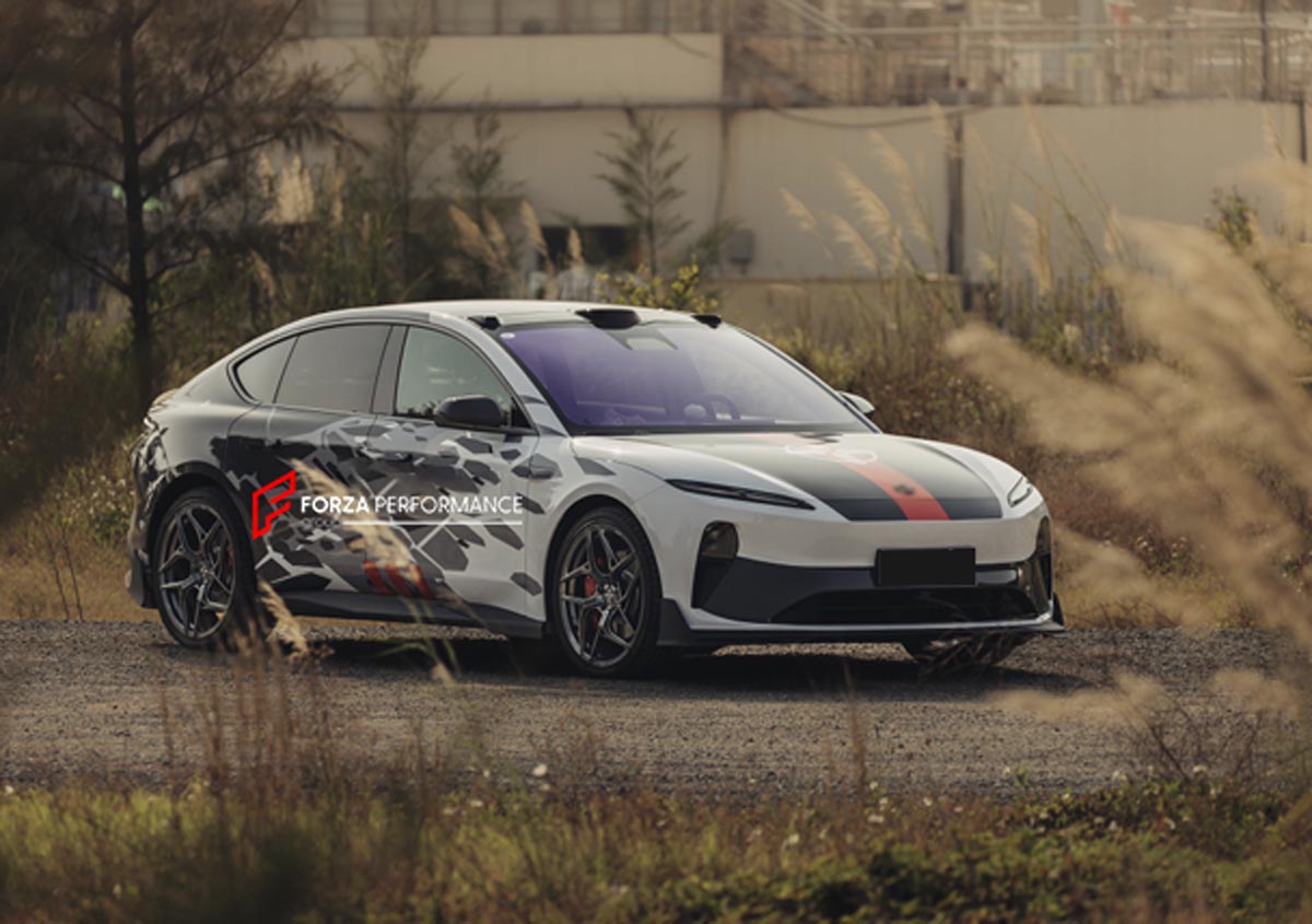 Carbon Body Kit for Nio ET5 2022+
Set includes:

Front Lip
Side Skirts
Diffuser
Spoiler
Material: Carbon (Can be made in Forged Carbon)

NOTE: Professional installation is required.