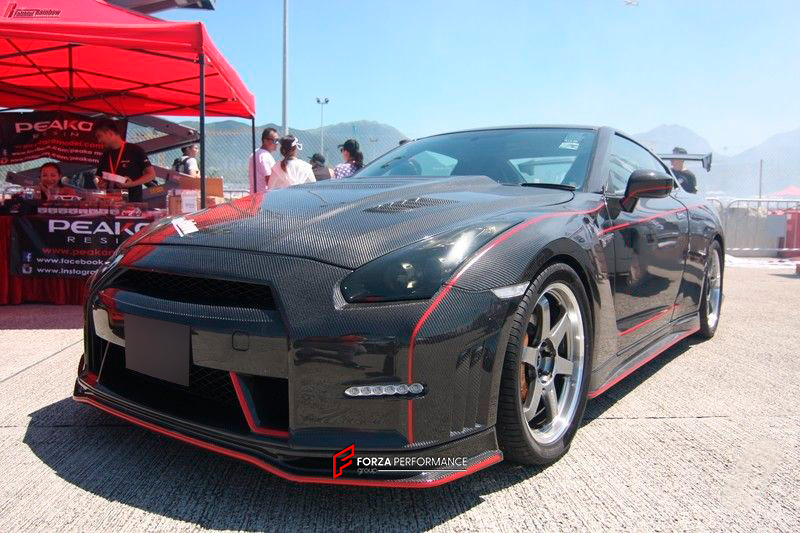 CARBON BODY KIT for NISSAN GT-R R35 2007 - 2015

Set includes:

Front Bumper
Front Lip
Front Fenders
Side Skirts
Rear Bumper
Rear Diffuser
Wing Spoiler


Material:&nbsp;Carbon

NOTE: Professional installation is required.