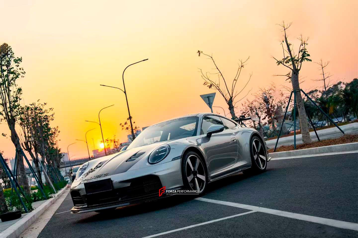 DRY CARBON AERO KIT for PORSCHE 911 992.2 CARRERA 2024+

Set includes:

Front Lip

Side Skirts
Engine Lid
Rear Duck Spoiler
Rear Diffuser

Material: Dry Carbon fiber

NOTE: Professional installation is required

* Each part can be sent separately. If you need, please contact us.
