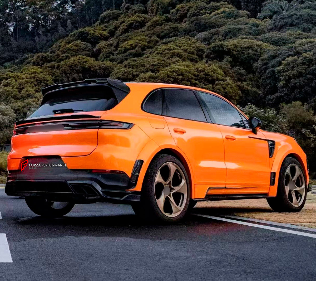 CARBON BODY KIT for Porsche Cayenne 9Y0.2 2024+
Set includes:

Front Lip
Front Bumper Fins
Hood Bonnet
Front Fenders
Front Fender Vents
Side Skirts
Rear Fenders
Roof Spoiler
Rear Diffuser
Material: Carbon

NOTE: Professional installation is required.