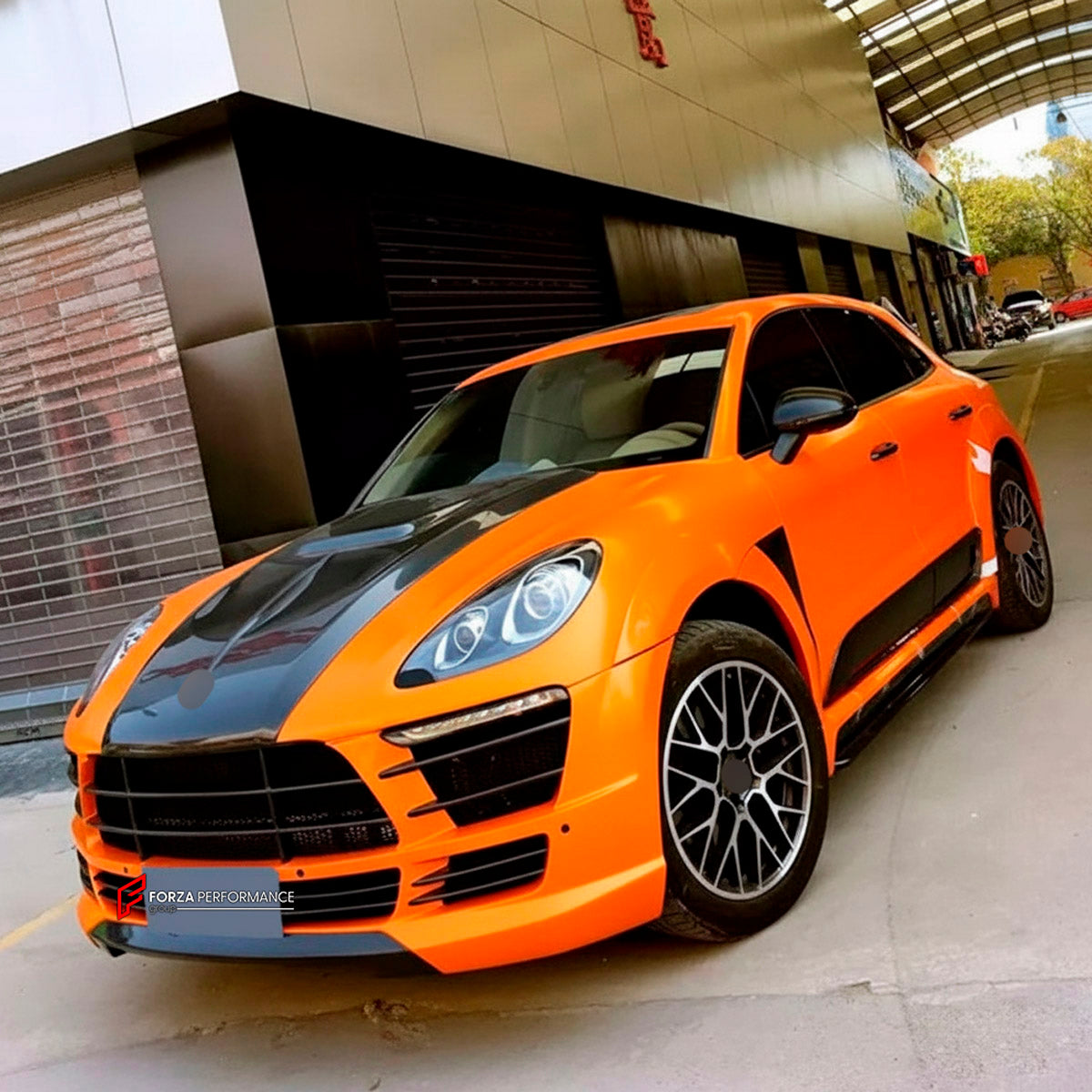 CARBON BODY KIT for Porsche Macan 95B.1 2014 - 2018
Set includes:

Front Bumper Assembly
Hood Bonnet
Front Fenders
Side Skirts
Body Side Door Moldings
Rear Fenders
Roof Spoiler
Ducktail Spoiler
Rear Bumper
Rear Diffuser
Material: Carbon

NOTE: Professional installation is required.