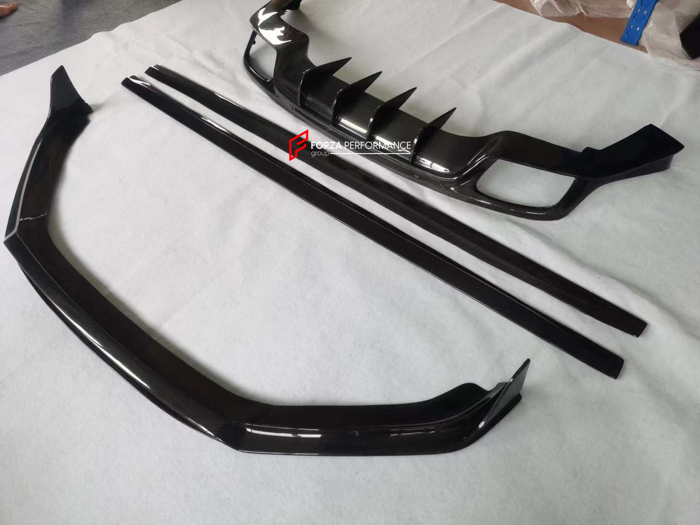 CARBON AERO KIT for PORSCHE PANAMERA 971.1 2017-2020

Front Lip
Rear Diffuser
Side Skirts

Material: Carbon

NOTE: Professional installation is required