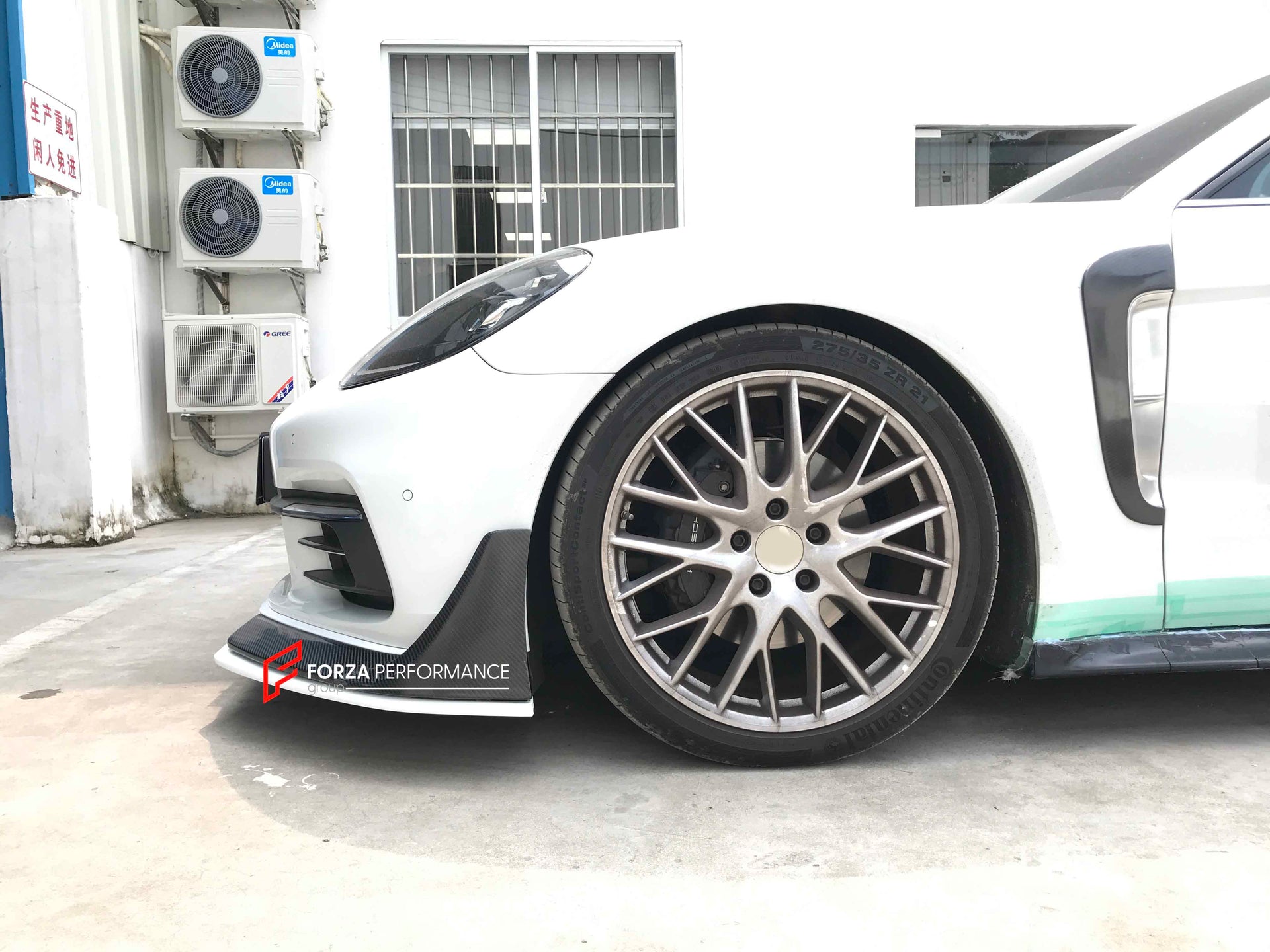 CARBON BODY KIT FOR PORSCHE PANAMERA 971 2017 - 2023

Set includes:

Front Lip
Side skirts
Side Vent
Rear Diffuser
Rear Spoiler

Material: Carbon + Plastic

NOTE: Professional installation is required. Factory LED DRL must be reused