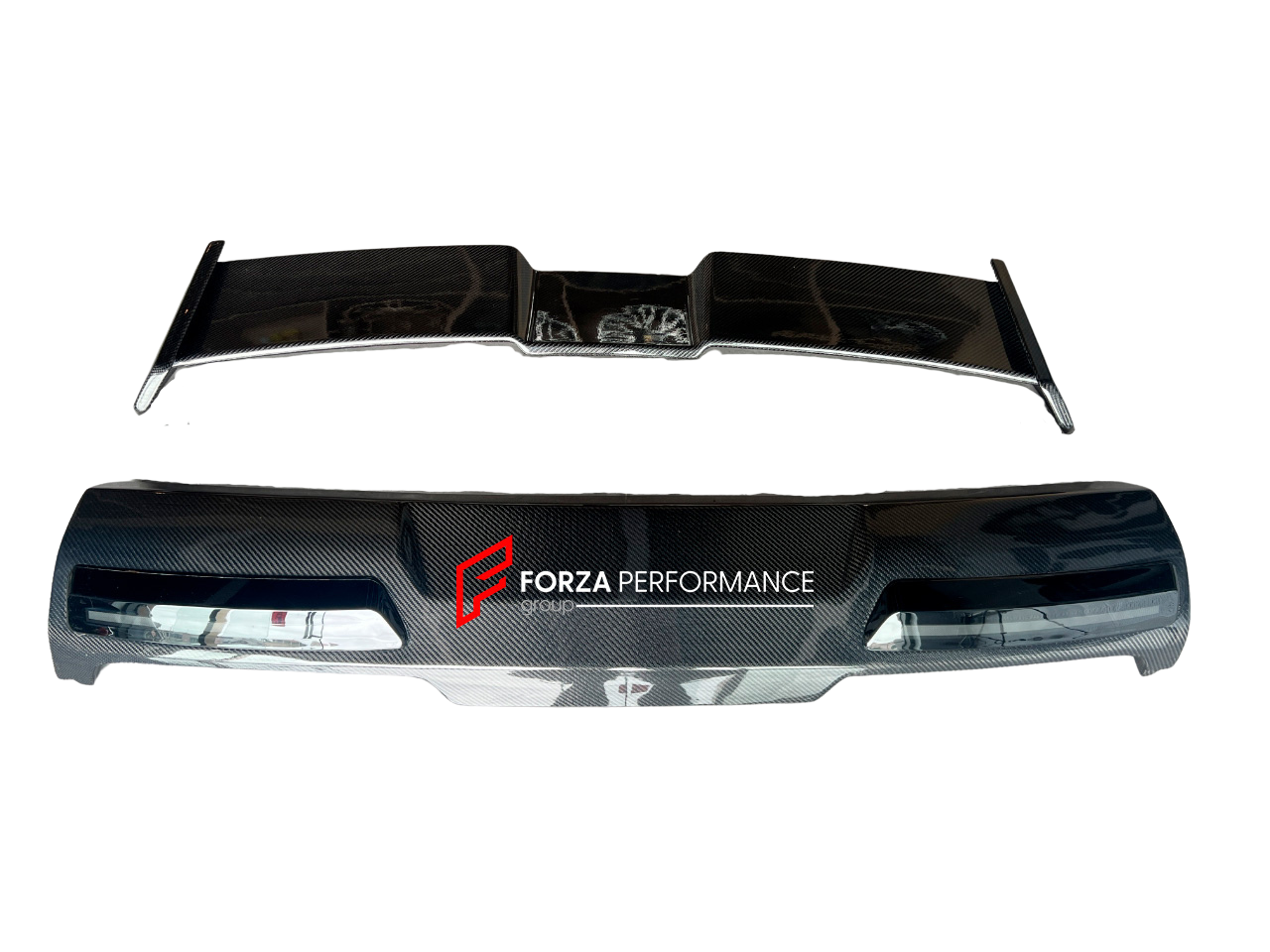 CARBON BODY KIT for TANK 500 2022+

Set includes:

Front Lip
Front Grille
Hood
Fender Flares
Roof Spoiler
Trunk Spoiler
Rear Diffuser

Material: Carbon

Note: Professional installation is required.

Payment ►
Visa
Mastercard
PayPal with a credit card (add 4.4% at checkout)
Payoneer
Cryptocurrency
Shipment ►
By express DHL/UPS/TNT/FedEx
To the local international airport
Special line by air
Special line by the sea
To Europe and the UK by train

Please let us know which shipping option you prefer.