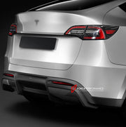 CARBON BODY KIT for TESLA MODEL Y 2020 - 2025 FORZA PERFORMANCE Custom fit Dry Carbon Achen Cybe Achencybe Design Style
Set includes:

Cup Holder Panel
Front Lip
Rear Diffuser (Can be made of Plastic)
Rear Spoiler
Material: Carbon + Plastic

NOTE: Professional installation is required.