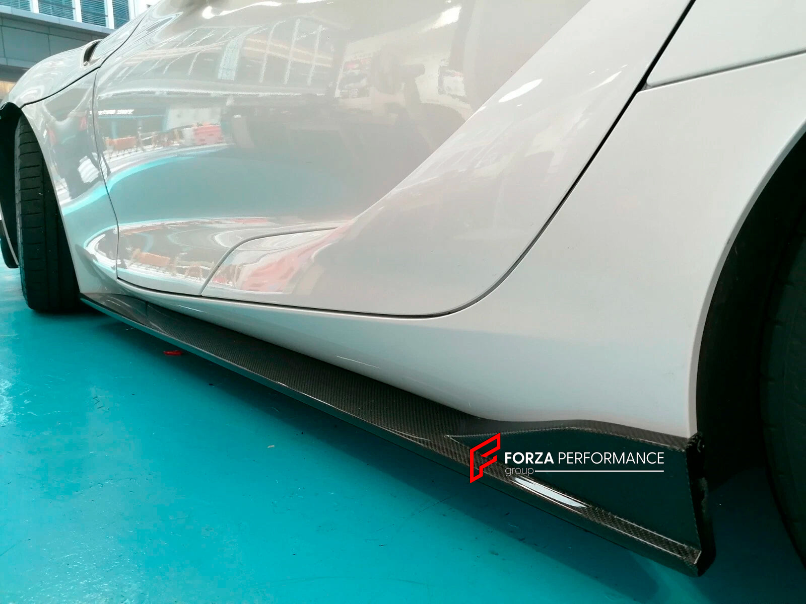 BODY KIT for TOYOTA SUPRA A90 2019+
Set includes:

Front Lip Splitter
Side Skirts
Rear Lip Spoiler
Rear Aprons
Material: Carbon

NOTE: Professional installation is required