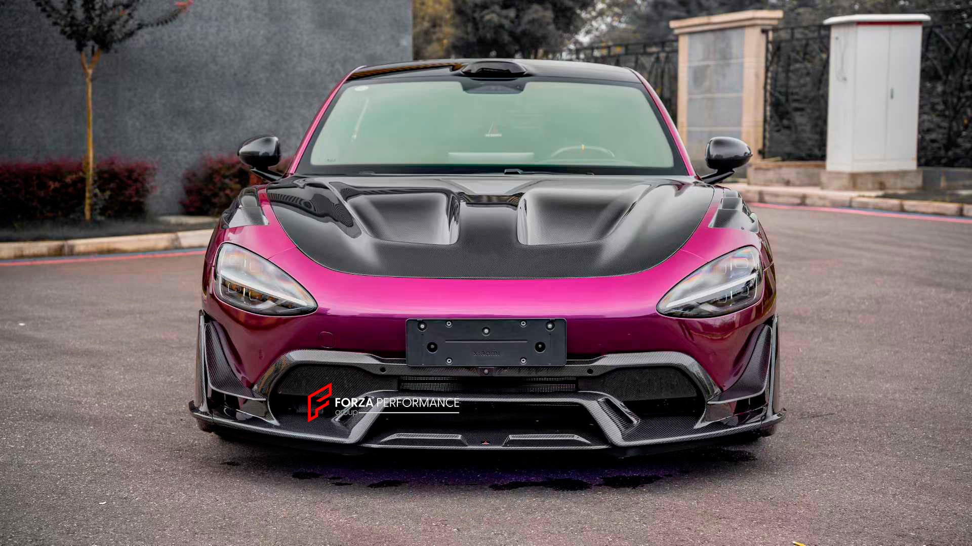 DRY CARBON BODY KIT for XIAOMI SU7 ULTRA 2025+

Set includes:

Front Lip

Front Bumper Canards
Hood / Bonnet
Front Trunk
Fender Trims
Rear Spoiler


Material: Dry Carbon