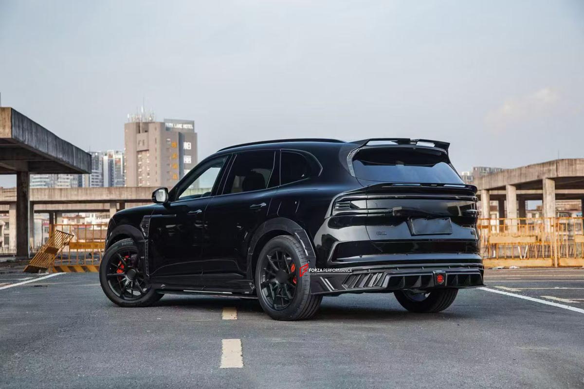 CARBON BODY KIT for ZEEKR 8X 2026+ Forza Performance Custom fit AMANS Style
Set includes:

Front Lip
Front Fender Vents
Front Fender Flares
Side Skirts
Side Steps
Rear Fender Flares
Rear Diffuser
Roof Spoiler
Trunk Spoiler
Forged Wheels
Material: Carbon

NOTE: Professional installation is required.