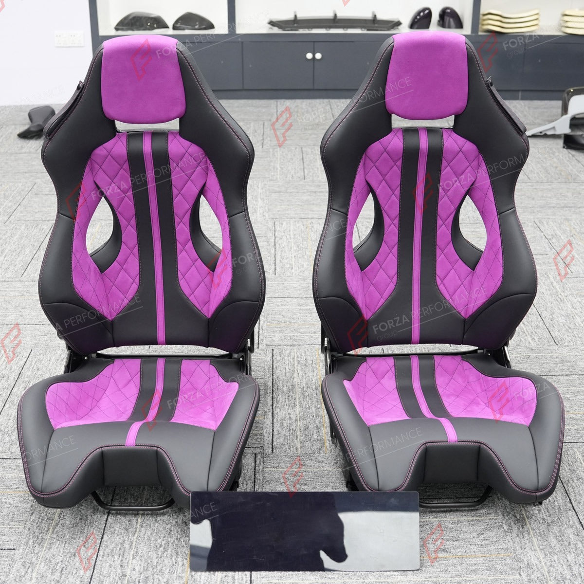 CARBON BUCKET SEATS LWCB for CHEVROLET CAMARO V VI ZL1 CORVETTE C6 C7 C8 Z06 STINGRAY

A single seat can be sold, purchasing a pair is not required.

All bucket seats photos on our website are real images of the actual product.

We produce custom carbon bucket seats for every Chevrolet models. We offer fully customizable options.

Custom Options:

Cushion Inserts: Custom Design
Finishing Options: Alcantara, Leather, Cloth
Logo Options: Custom Logo by your request
Seats shell material: Carbon

NOTE: Professi