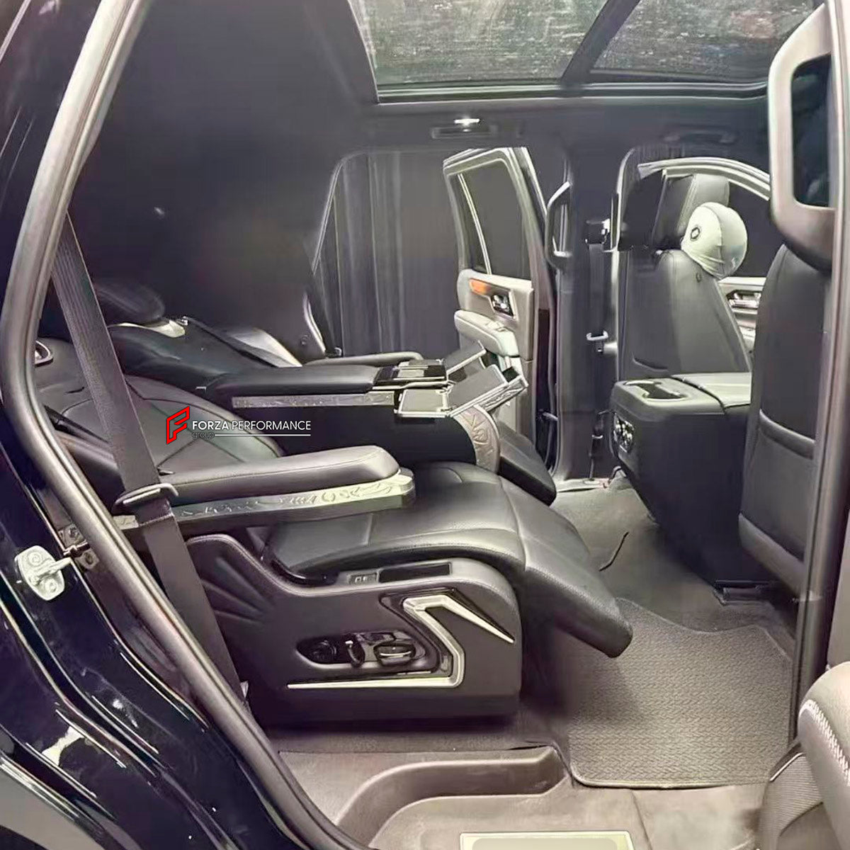 We manufacture CARBON BUCKET SEATS LWCB for GMC YUKON XL 2026+.

A single seat can be sold, purchasing a pair is not required.

All bucket seats photos on our website are real images of the actual product.

We produce custom carbon bucket seats for GMC YUKON XL 2026+. We offer customizable options.

We create 3D renders of your bucket seats before production for your approval.

Specification:

Fully Customizable
Manual Seat Lift Position Switch
Sliding Seat Frame
Custom Options:

Finishing Options: Alcantar