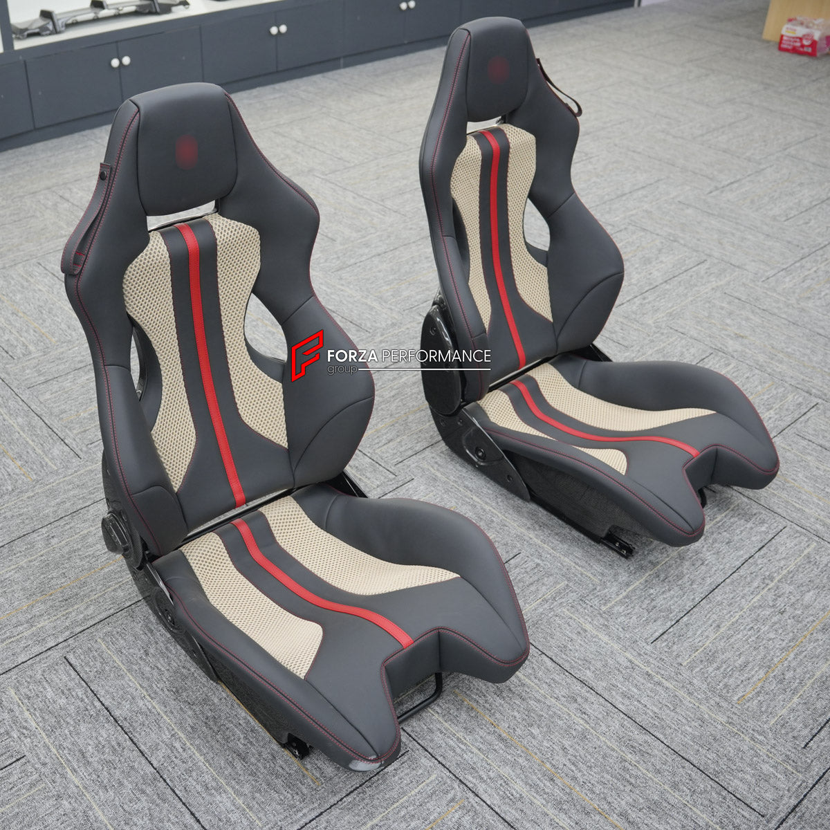CARBON BUCKET SEATS LWCB for MCLAREN ARTURA 540C 570S 600LT 675LT 720S COUPE 765LT GT GTS SENNA

A single seat can be sold, purchasing a pair is not required.

All bucket seats photos on our website are real images of the actual product.

We produce custom carbon bucket seats for every McLaren models. We offer fully customizable options.

Custom Options:

Cushion Inserts: Custom Design
Finishing Options: Alcantara, Leather, Cloth
Logo Options: Custom Logo by your request
Seats shell material: Carbon

NOTE: 
