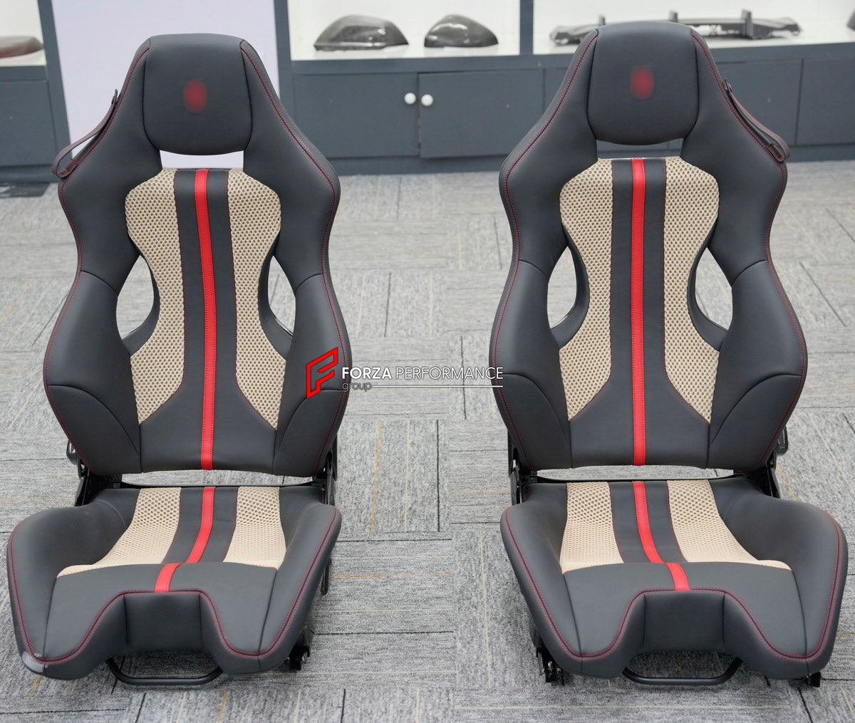 CARBON BUCKET SEATS LWCB for MCLAREN ARTURA 540C 570S 600LT 675LT 720S COUPE 765LT GT GTS SENNA

A single seat can be sold, purchasing a pair is not required.

All bucket seats photos on our website are real images of the actual product.

We produce custom carbon bucket seats for every McLaren models. We offer fully customizable options.

Custom Options:

Cushion Inserts: Custom Design
Finishing Options: Alcantara, Leather, Cloth
Logo Options: Custom Logo by your request
Seats shell material: Carbon

NOTE: 