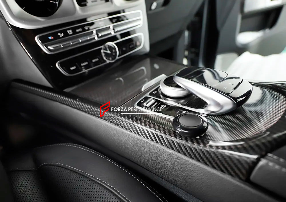 CARBON CENTER CONTROL TRIM KIT for MERCEDES-BENZ G-CLASS G450 G350 G500 G550 AMG G63 G63 W465 2024+

Set includes:

Center Console Trims


Material: Carbon Fiber