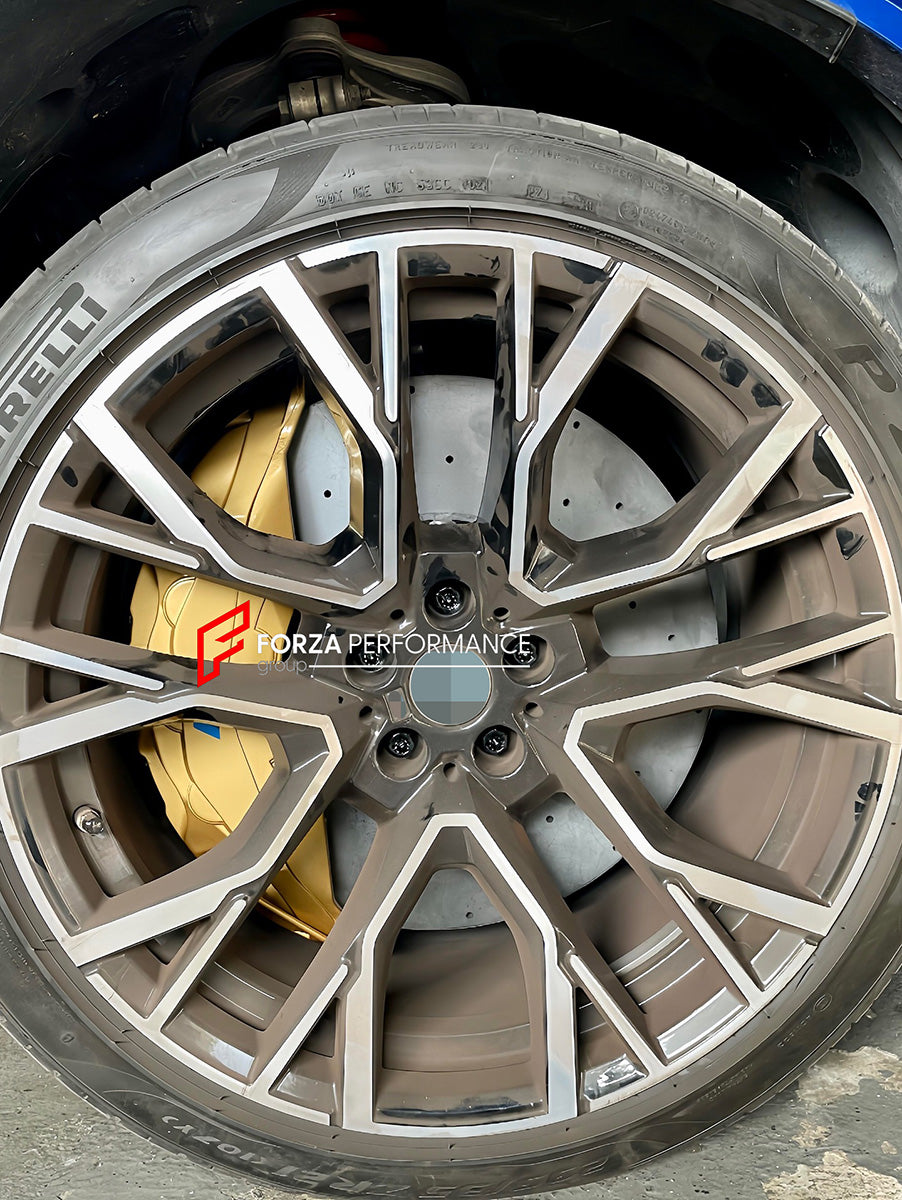 CARBON CERAMIC BBK BIG BRAKE KIT for BMW X5M F95 2019 - 2023

Forza Performance Group offers various types of big brake kits, all types of aftermarket brake calipers, as well as genuine original brands of all types, such as AP Racing, Brembo, Akebono, AMG, M Performance, Audi, Porsche, Lamborghini, Toyota TRD, etc.

Material: Carbon Ceramic

Current set includes:

2x Authentic Akebono 10 Pot Front Brake Calipers
2x 4 pot Rear Brake Calipers
2x Electric Parking Brake
2x Front Brake Discs 400 mm

2x Rear Brak