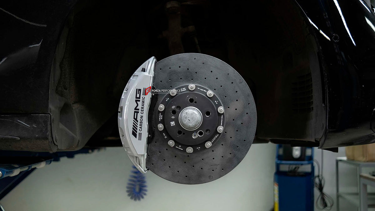 CARBON CERAMIC BIG BRAKE KIT BBK for MERCEDES BENZ S-CLASS S580 S500 S450 W223 2020+

Forza Performance Group offers various types of big brake kits, all types of aftermarket brake calipers, as well as genuine original brands of all types, such as AP Racing, Brembo, Akebono, AMG, M Performance, Audi, Porsche, Lamborghini, Toyota TRD, etc.

Material: Carbon Ceramic

Current set includes:

2x Genuine Mercedes Benz AMG 6 Pot Front Brake Calipers

2x Genuine Mercedes Benz AMG 1 pot Rear Brake Calipers
2x Front 