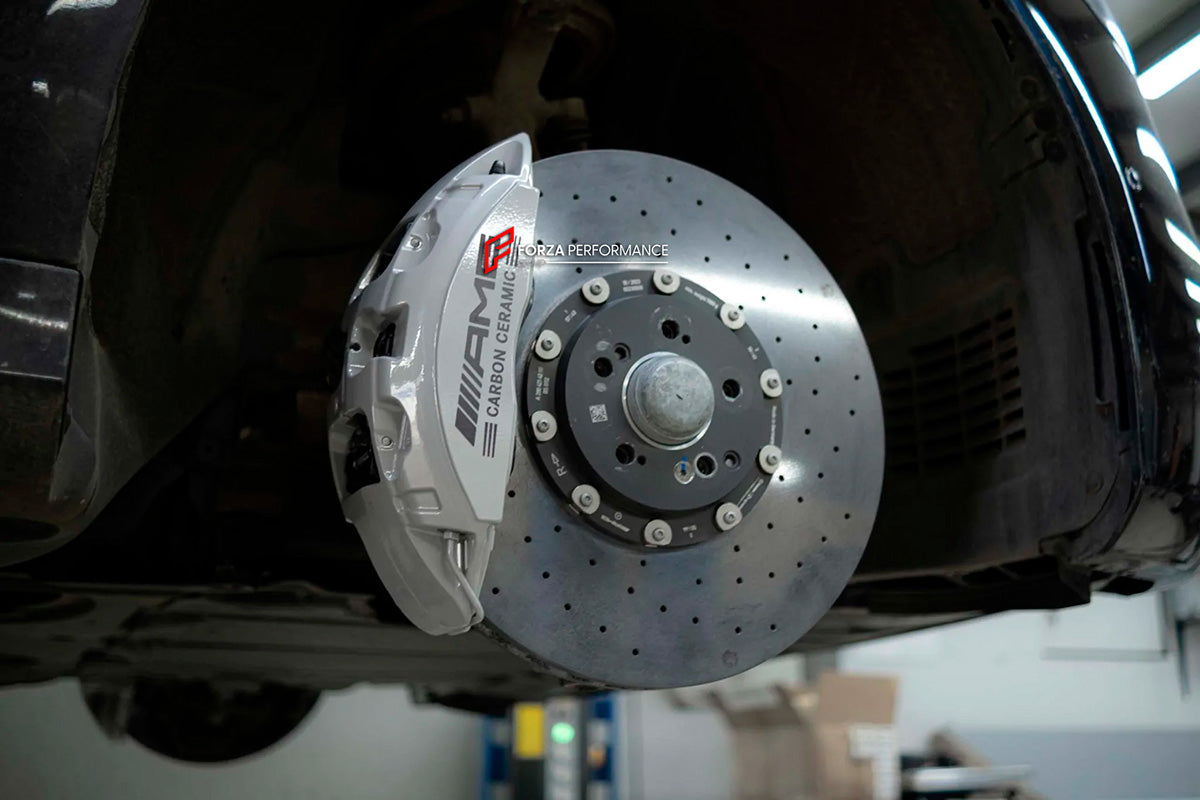 CARBON CERAMIC BIG BRAKE KIT BBK for MERCEDES BENZ S-CLASS S580 S500 S450 W223 2020+

Forza Performance Group offers various types of big brake kits, all types of aftermarket brake calipers, as well as genuine original brands of all types, such as AP Racing, Brembo, Akebono, AMG, M Performance, Audi, Porsche, Lamborghini, Toyota TRD, etc.

Material: Carbon Ceramic

Current set includes:

2x Genuine Mercedes Benz AMG 6 Pot Front Brake Calipers

2x Genuine Mercedes Benz AMG 1 pot Rear Brake Calipers
2x Front 
