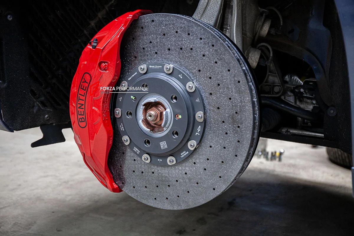 CARBON CERAMIC BIG BRAKE KIT for BENTLEY FLYING SPUR 2019+

Forza Performance Group offers various types of big brake kits, all types of aftermarket brake calipers, as well as genuine original brands of all types, such as AP Racing, Brembo, Akebono, AMG, M Performance, Audi, Porsche, Lamborghini, Toyota TRD, etc.

Material: Carbon Ceramic

Current set includes:

2x Authentic Akebono 10 Pot Front Brake Calipers

2x Authentic Brembo 4 pot Rear Brake Calipers

2x Front Brake Discs 420 mm

2x Rear Brake Discs 4