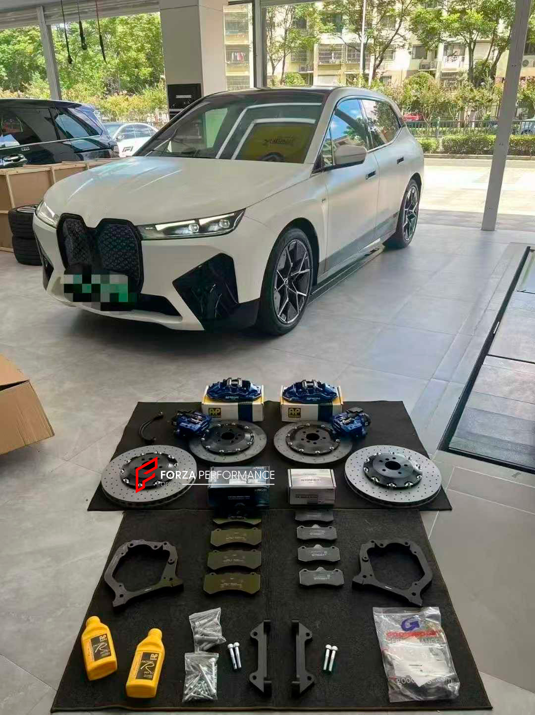 CARBON CERAMIC BIG BRAKE KIT for BMW iX i20 M60 2021+

Forza Performance Group offers various types of big brake kits, all types of aftermarket brake calipers, as well as genuine original brands of all types, such as AP Racing, Brembo, Akebono, AMG, M Performance, Audi, Porsche, Lamborghini, Toyota TRD, etc.

Material: Carbon Ceramic

Current set includes:

2x Authentic AP Racing CP9570 6 Pot Front Brake Calipers

2x Authentic AP Racing CP9582 4 pot Rear Brake Calipers with EPB
2x Front Brake Discs 410 mm
2