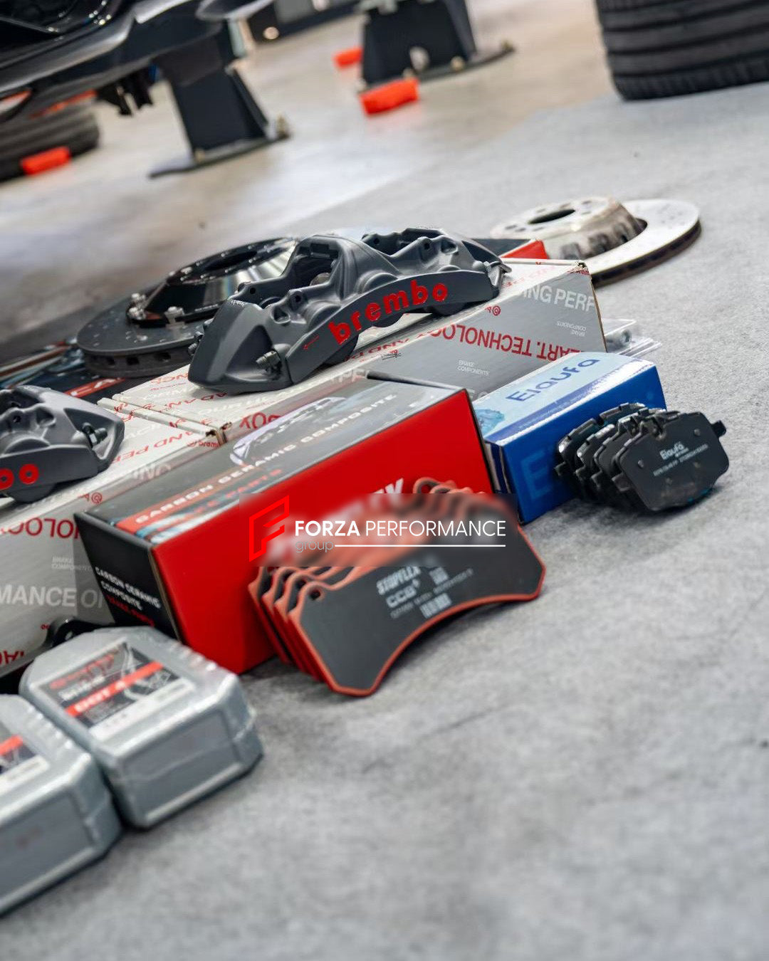 CARBON CERAMIC BIG BRAKE KIT for BMW X3M F97 2019+

Forza Performance Group offers various types of big brake kits, all types of aftermarket brake calipers, as well as genuine original brands of all types, such as AP Racing, Brembo, Akebono, AMG, M Performance, Audi, Porsche, Lamborghini, Toyota TRD, etc.

Material: Carbon Ceramic

Current set includes:

2x Authentic Brembo GTS 6 Pot Front Brake Calipers

2x Front Brake Discs 405 mm

2x Brake Caliper Adapters
2x Brake Pads

PLEASE INCLUDE YOUR VIN, MODEL AN
