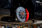 CARBON CERAMIC BIG BRAKE KIT for FERRARI 550 MARANELLO 1996 - 2002

Forza Performance Group offers various types of big brake kits, all types of aftermarket brake calipers, as well as genuine original brands of all types, such as AP Racing, Brembo, Akebono, AMG, M Performance, Audi, Porsche, Lamborghini, Toyota TRD, etc.

Material: Carbon Ceramic

Current set includes:

2x 6 Pot Front Brake Calipers

2x 4 pot Rear Brake Calipers
2x Front Brake Discs 355 mm
2x Rear Brake Discs 356 mm
2x Brake Caliper Adapter