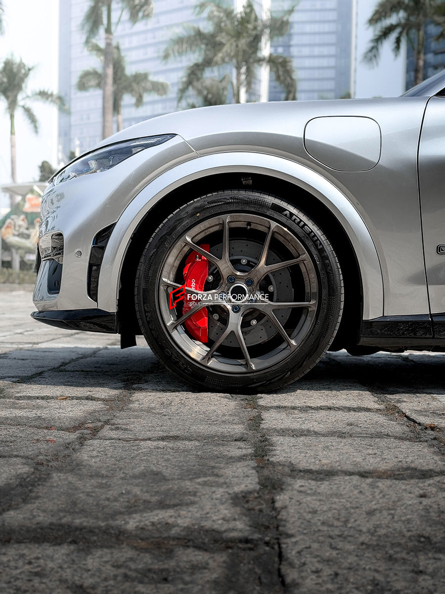 CARBON CERAMIC BIG BRAKE KIT for FORD MUSTANG MACH-E 2020+

Forza Performance Group offers various types of big brake kits, all types of aftermarket brake calipers, as well as genuine original brands of all types, such as AP Racing, Brembo, Akebono, AMG, M Performance, Audi, Porsche, Lamborghini, Toyota TRD, etc.

Material: Carbon Ceramic

Current set includes:

2x Brembo X Style Front Brake Calipers

2x Front Brake Discs 380 mm

2x Brake Caliper Adapters
2x Brake Pads

PLEASE INCLUDE YOUR VIN, MODEL AND YE