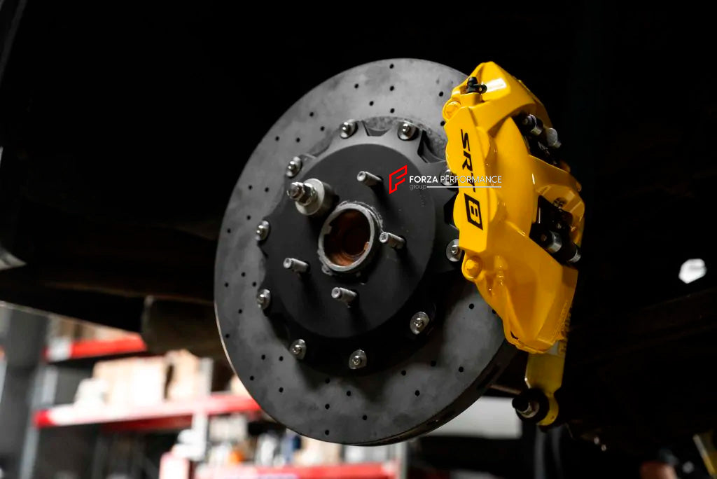 CARBON CERAMIC BIG BRAKE KIT for JEEP GRAND CHEROKEE SRT WK2 2018 - 2023

Forza Performance Group offers various types of big brake kits, all types of aftermarket brake calipers, as well as genuine original brands of all types, such as AP Racing, Brembo, Akebono, AMG, M Performance, Audi, Porsche, Lamborghini, Toyota TRD, etc.

Material: Carbon Ceramic

Current set includes:

2x Authentic Akebono 10 Pot Front Brake Calipers

2x Authentic Brembo 4 pot Rear Brake Calipers
2x Front Brake Discs 420 mm
2x Rear B