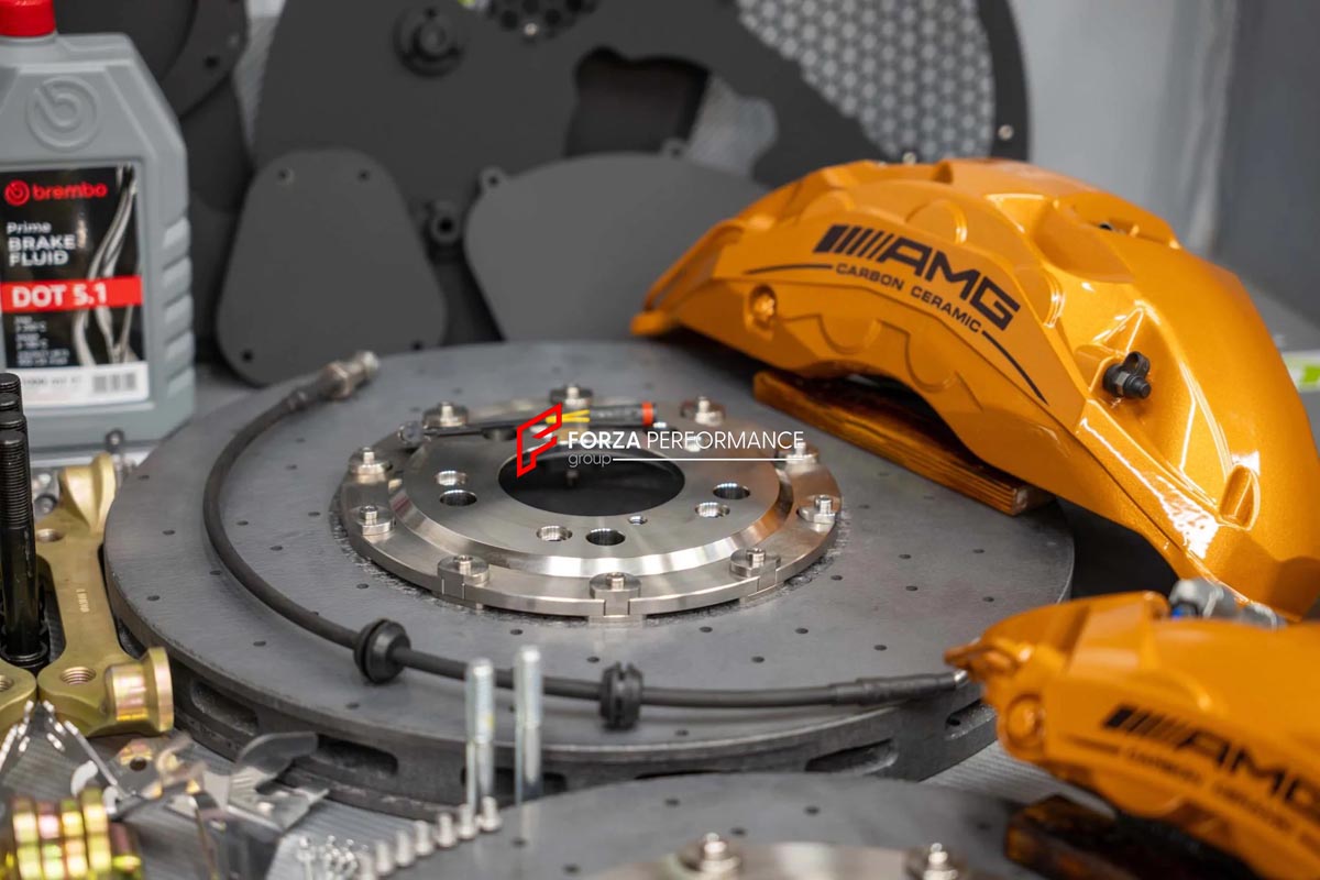 CARBON CERAMIC BIG BRAKE KIT for MERCEDES-BENZ G-CLASS G63 W465 2024+

Forza Performance Group offers various types of big brake kits, all types of aftermarket brake calipers, as well as genuine original brands of all types, such as AP Racing, Brembo, Akebono, AMG, M Performance, Audi, Porsche, Lamborghini, Toyota TRD, etc.

Material: Carbon Ceramic

Current set includes:

2x Authentic Akebono 10 Pot Front Brake Calipers

2x Authentic Brembo 4 pot Rear Brake Calipers
2x Front Brake Discs 440 mm
2x Rear Brak