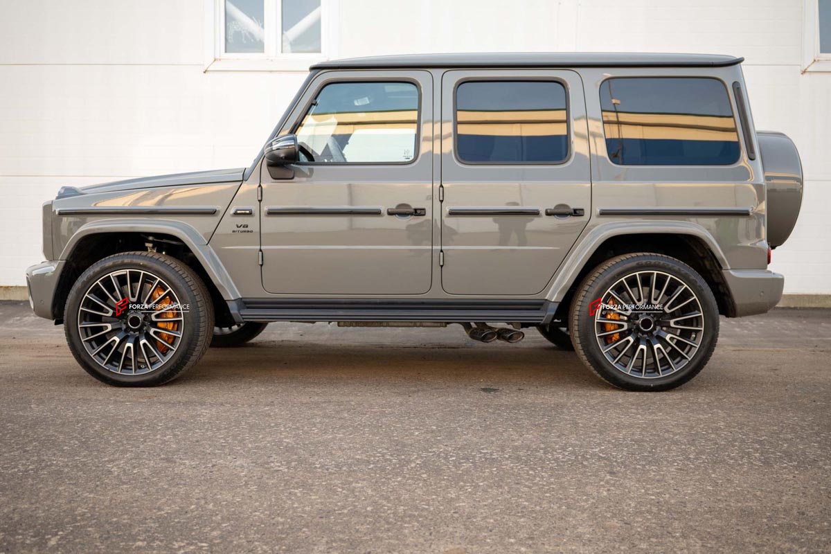 CARBON CERAMIC BIG BRAKE KIT for MERCEDES-BENZ G-CLASS G63 W465 2024+

Forza Performance Group offers various types of big brake kits, all types of aftermarket brake calipers, as well as genuine original brands of all types, such as AP Racing, Brembo, Akebono, AMG, M Performance, Audi, Porsche, Lamborghini, Toyota TRD, etc.

Material: Carbon Ceramic

Current set includes:

2x Authentic Akebono 10 Pot Front Brake Calipers

2x Authentic Brembo 4 pot Rear Brake Calipers
2x Front Brake Discs 440 mm
2x Rear Brak