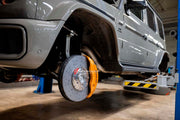CARBON CERAMIC BIG BRAKE KIT for MERCEDES-BENZ G-CLASS G63 W465 2024+

Forza Performance Group offers various types of big brake kits, all types of aftermarket brake calipers, as well as genuine original brands of all types, such as AP Racing, Brembo, Akebono, AMG, M Performance, Audi, Porsche, Lamborghini, Toyota TRD, etc.

Material: Carbon Ceramic

Current set includes:

2x Authentic Akebono 10 Pot Front Brake Calipers

2x Authentic Brembo 4 pot Rear Brake Calipers
2x Front Brake Discs 440 mm
2x Rear Brak