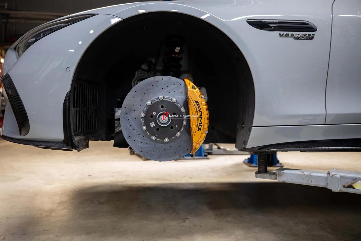 CARBON CERAMIC BIG BRAKE KIT for MERCEDES-BENZ SL 63 AMG R232 2022+

Forza Performance Group offers various types of big brake kits, all types of aftermarket brake calipers, as well as genuine original brands of all types, such as AP Racing, Brembo, Akebono, AMG, M Performance, Audi, Porsche, Lamborghini, Toyota TRD, etc.

Material: Carbon Ceramic

Current set includes:

2x Genuine Mercedes Benz AMG 6 Pot Front Brake Calipers

2x Genuine Mercedes Benz AMG 1 pot Rear Brake Calipers
2x Front Brake Discs 402 m