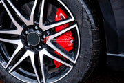 CARBON CERAMIC BIG BRAKE KIT for MERCEDES BENZ V-CLASS VITO W447 2015+

Forza Performance Group offers various types of big brake kits, all types of aftermarket brake calipers, as well as genuine original brands of all types, such as AP Racing, Brembo, Akebono, AMG, M Performance, Audi, Porsche, Lamborghini, Toyota TRD, etc.

Current set includes:

2x Authentic Brembo 6 Pot Front Brake Calipers

2x Authentic Brembo 4 pot Rear Brake Calipers
2x Front Brake Discs 380 mm
2x Rear Brake Discs 380 mm
2x Brake Cal