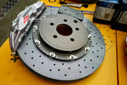 CARBON CERAMIC BIG BRAKE KIT for NISSAN GTR R35

Forza Performance Group offers various types of big brake kits, all types of aftermarket brake calipers, as well as genuine original brands of all types, such as AP Racing, Brembo, Akebono, AMG, M Performance, Audi, Porsche, Lamborghini, Toyota TRD, etc.

Material: Carbon Ceramic

Current set includes:

2x Authentic Brembo 6 Pot Front Brake Calipers

2x Authentic Brembo 4 pot Rear Brake Calipers
2x Electronic Parking Brakes
2x Front Brake Discs 410 mm
2x Rear