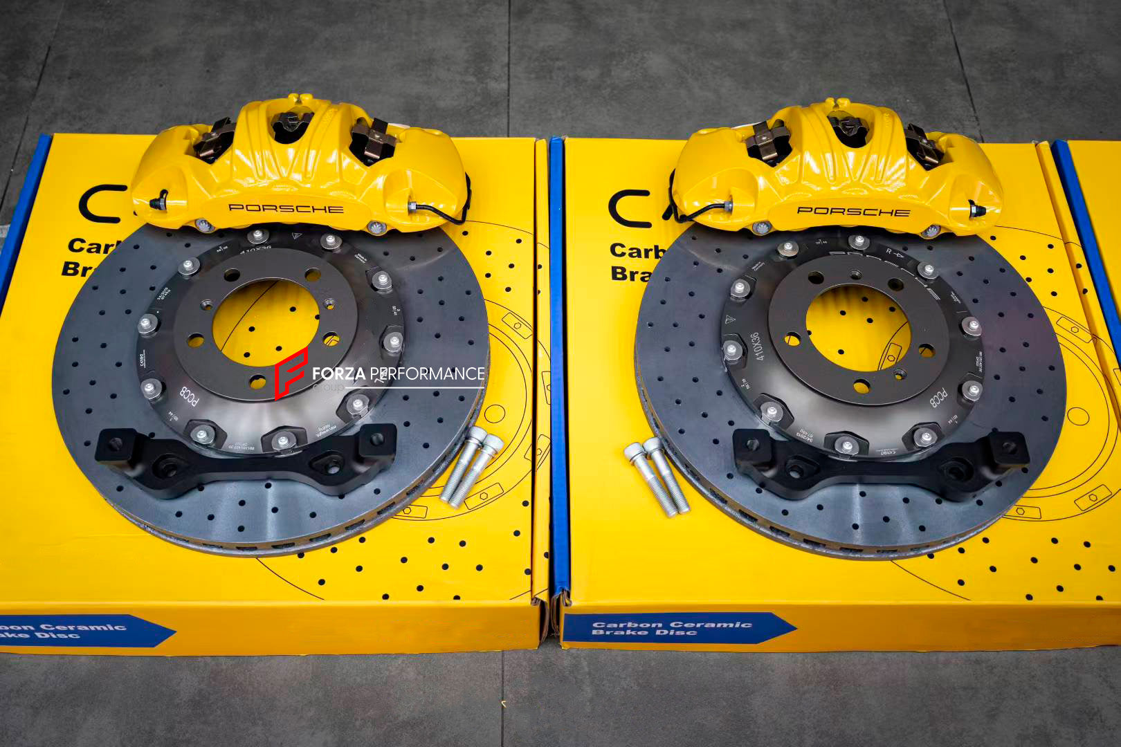 CARBON CERAMIC BIG BRAKE KIT for PORSCHE 911 992.1 CARRERA 2019 - 2024

Forza Performance Group offers various types of big brake kits, all types of aftermarket brake calipers, as well as genuine original brands of all types, such as AP Racing, Brembo, Akebono, AMG, M Performance, Audi, Porsche, Lamborghini, Toyota TRD, etc.

Material: Carbon Ceramic

Current set includes:

2x Genuine Porsche GT3RS Brembo 6 Pot Front Brake Calipers

2x Genuine Porsche GT3RS Brembo 4 pot Rear Brake Calipers
2x Electronic Par