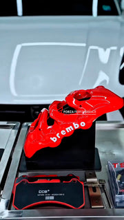 CARBON CERAMIC BIG BRAKE KIT for PORSCHE MACAN 2021 - 2024

Forza Performance Group offers various types of big brake kits, all types of aftermarket brake calipers, as well as genuine original brands of all types, such as AP Racing, Brembo, Akebono, AMG, M Performance, Audi, Porsche, Lamborghini, Toyota TRD, etc.

Material: Carbon Ceramic

Current set includes:

2x Authentic Brembo BM6 6 Pot Front Brake Calipers

2x Front Brake Discs 380 mm

2x Brake Caliper Adapters
2x Brake Pads

PLEASE INCLUDE YOUR VIN, 