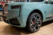 CARBON CERAMIC BIG BRAKE KIT for ROLLS-ROYCE CULLINAN SERIES 2 2024+

Forza Performance Group offers various types of big brake kits, all types of aftermarket brake calipers, as well as genuine original brands of all types, such as AP Racing, Brembo, Akebono, AMG, M Performance, Audi, Porsche, Lamborghini, Toyota TRD, etc.

Material: Carbon Ceramic

Current set includes:
2x Authentic Akebono&nbsp;10 Pot Front Brake Calipers
2x 4 pot Rear Brake Calipers
2x Front Brake Discs 440 mm
2x Rear Brake Discs 410 mm
