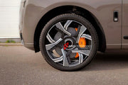 CARBON CERAMIC BIG BRAKE KIT for ROLLS-ROYCE CULLINAN SERIES 2 2024+

Forza Performance Group offers various types of big brake kits, all types of aftermarket brake calipers, as well as genuine original brands of all types, such as AP Racing, Brembo, Akebono, AMG, M Performance, Audi, Porsche, Lamborghini, Toyota TRD, etc.

Material: Carbon Ceramic

Current set includes:

2x Authentic Akebono 10 Pot Front Brake Calipers

4 pot Rear Brake Calipers with integrated Electric Parking Brake
2x Front Brake Discs 4