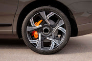 CARBON CERAMIC BIG BRAKE KIT for ROLLS-ROYCE CULLINAN SERIES 2 2024+

Forza Performance Group offers various types of big brake kits, all types of aftermarket brake calipers, as well as genuine original brands of all types, such as AP Racing, Brembo, Akebono, AMG, M Performance, Audi, Porsche, Lamborghini, Toyota TRD, etc.

Material: Carbon Ceramic

Current set includes:

2x Authentic Akebono 10 Pot Front Brake Calipers

4 pot Rear Brake Calipers with integrated Electric Parking Brake
2x Front Brake Discs 4