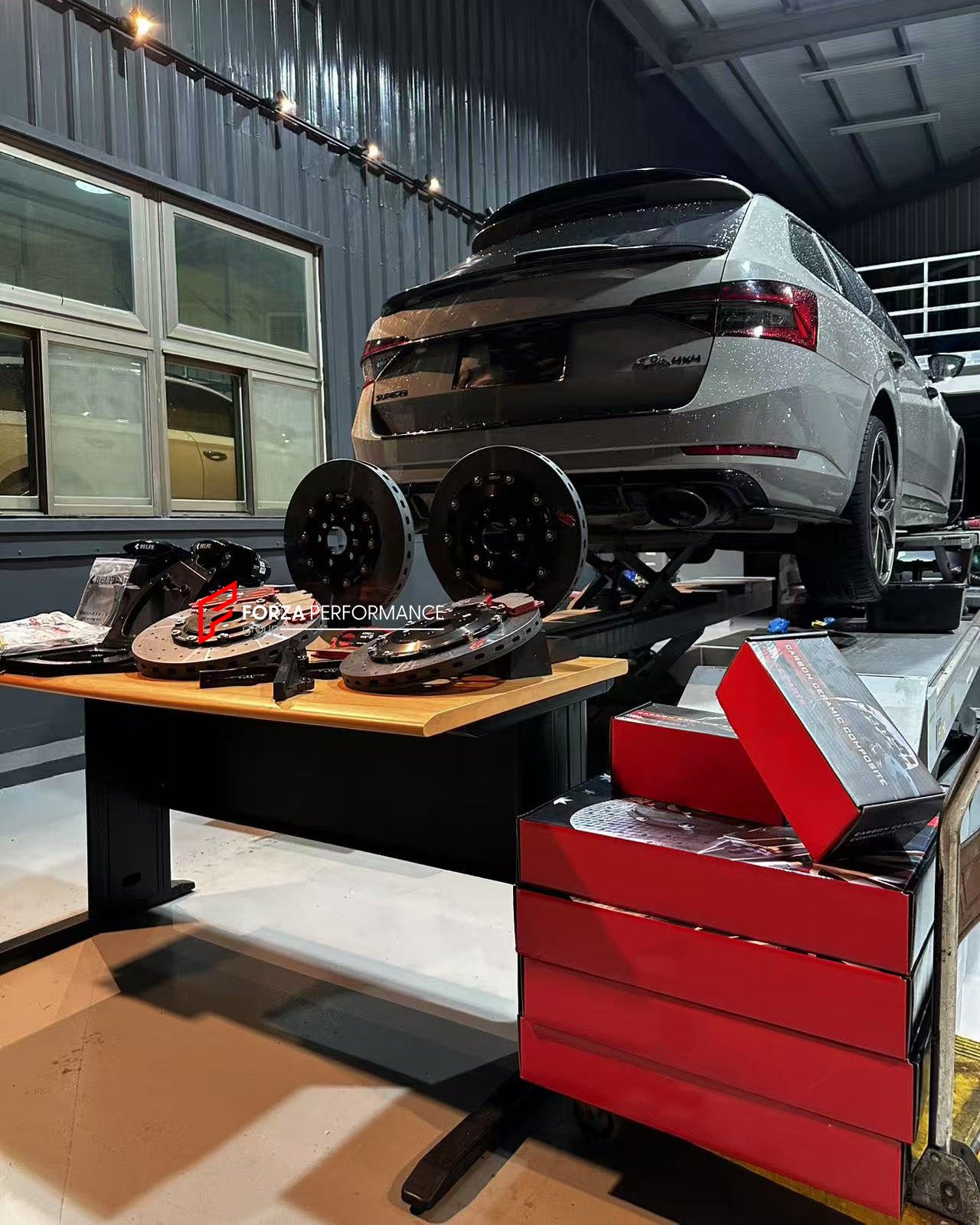 CARBON CERAMIC BIG BRAKE KIT for SKODA SUPERB B8 2019 - 2024

Forza Performance Group offers various types of big brake kits, all types of aftermarket brake calipers, as well as genuine original brands of all types, such as AP Racing, Brembo, Akebono, AMG, M Performance, Audi, Porsche, Lamborghini, Toyota TRD, etc.

Material: Carbon Ceramic

Current set includes:

2x Authentic Akebono 8N 6 pot Front Brake Calipers
2x Authentic Brembo 4 pot Rear Brake Calipers
2x Electronic Parking Brakes

2x Front Brake Dis