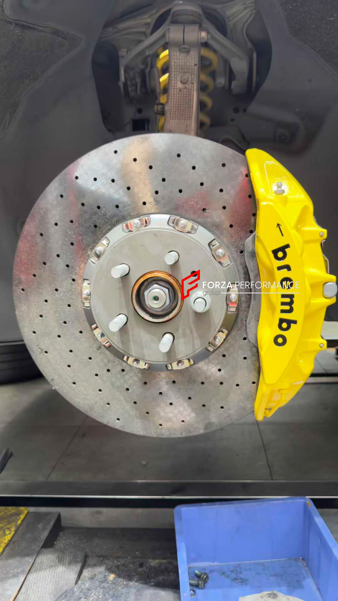 CARBON CERAMIC BIG BRAKE KIT for TESLA MODEL Y 2020 - 2025

Forza Performance Group offers various types of big brake kits, all types of aftermarket brake calipers, as well as genuine original brands of all types, such as AP Racing, Brembo, Akebono, AMG, M Performance, Audi, Porsche, Lamborghini, Toyota TRD, etc.

Material: Carbon Ceramic

Current set includes:

2x Authentic Brembo 6 Pot Front Brake Calipers

2x Authentic Brembo 4 pot Rear Brake Calipers
2x Front Brake Discs 405 mm
2x Rear Brake Discs 380 m
