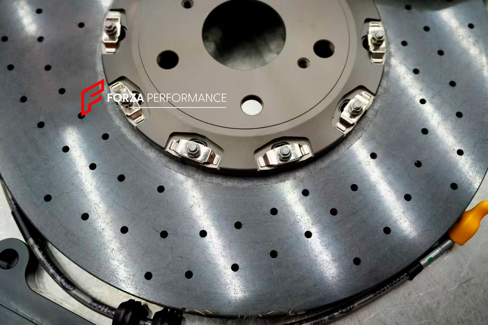 CARBON CERAMIC BIG BRAKE KIT for TOYOTA ALPHARD 40 SERIES 2023+

Forza Performance Group offers various types of big brake kits, all types of aftermarket brake calipers, as well as genuine original brands of all types, such as AP Racing, Brembo, Akebono, AMG, M Performance, Audi, Porsche, Lamborghini, Toyota TRD, etc.

Material: Carbon Ceramic

Current set includes:

2x Authentic Brembo 6 Pot Front Brake Calipers

2x Front Brake Discs 400 mm

2x Brake Caliper Adapters
2x Brake Pads

PLEASE INCLUDE YOUR VIN,