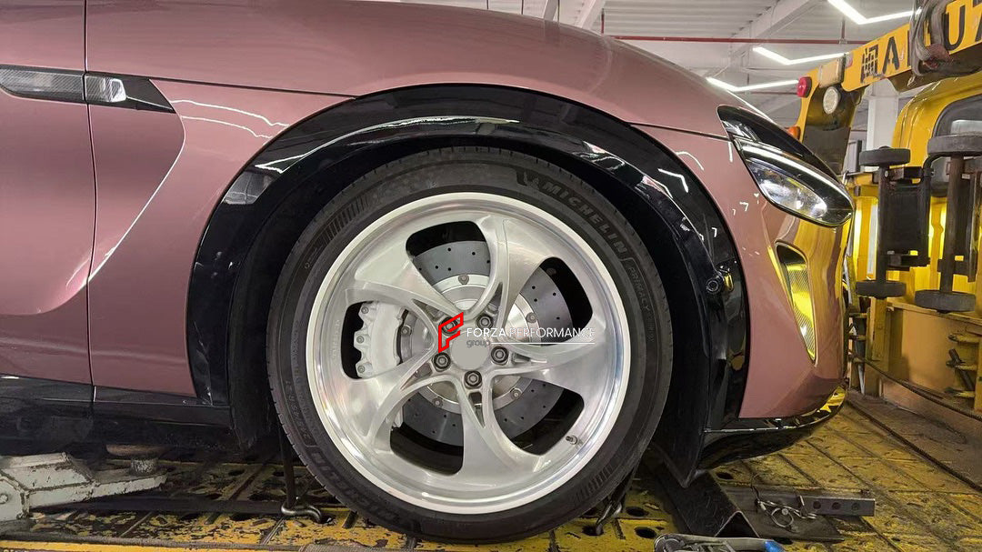 CARBON CERAMIC FRONT BBK BIG BRAKE KIT for XIAOMI YU7 2025+

Forza Performance Group offers various types of big brake kits, all types of aftermarket brake calipers, as well as genuine original brands of all types, such as AP Racing, Brembo, Akebono, AMG, M Performance, Audi, Porsche, Lamborghini, Toyota TRD, etc.

Material: Carbon Ceramic

Current set includes:

2x 8 Pot Front Brake Calipers

2x 4 pot Rear Brake Calipers

2x Front Brake Discs 405 mm
2x Rear Brake Discs 380 mm
4x Brake Caliper Adapters
4x B