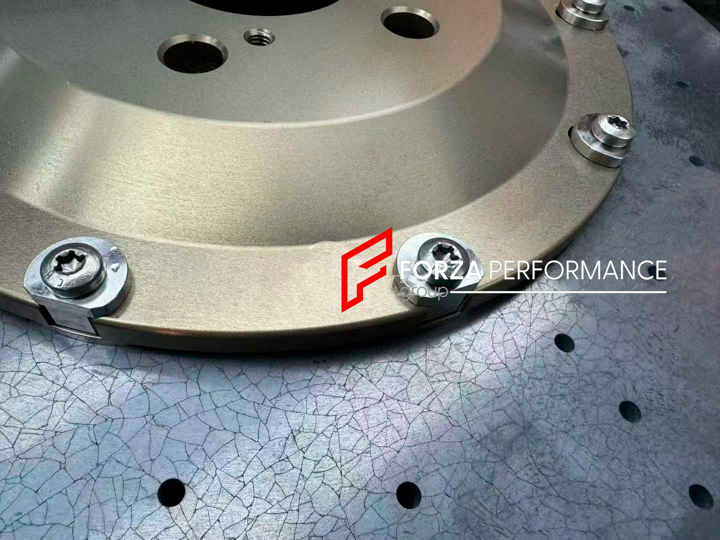 CARBON CERAMIC FRONT BIG BRAKE KIT for XIAOMI YU7 2025+

Forza Performance Group offers various types of big brake kits, all types of aftermarket brake calipers, as well as genuine original brands of all types, such as AP Racing, Brembo, Akebono, AMG, M Performance, Audi, Porsche, Lamborghini, Toyota TRD, etc.

Material: Carbon Ceramic

Current set includes:

2x Authentic AP Racing CP9571 6 Pot Front Brake Calipers
2x Front Brake Discs 410 mm

2x Brake Caliper Adapters
2x Brake Pads

PLEASE INCLUDE YOUR VIN