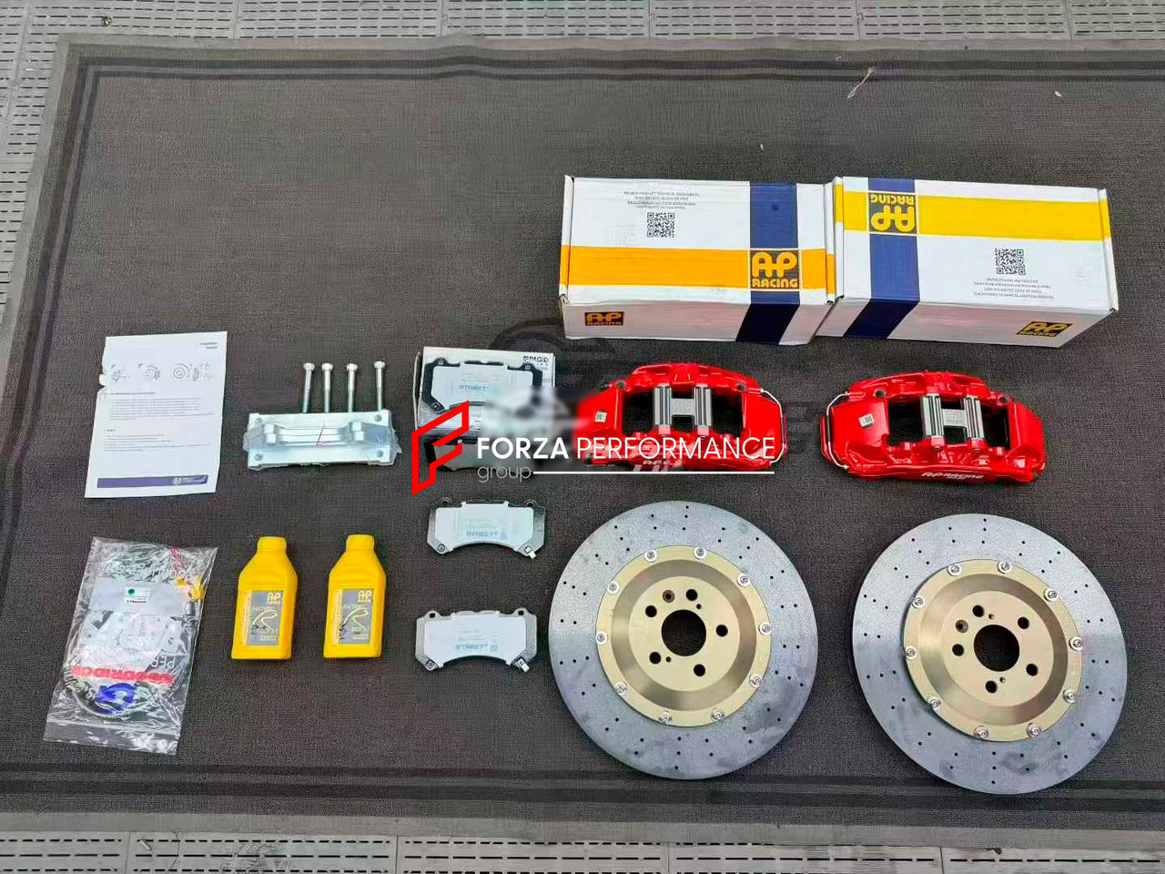 CARBON CERAMIC FRONT BIG BRAKE KIT for XIAOMI YU7 2025+

Forza Performance Group offers various types of big brake kits, all types of aftermarket brake calipers, as well as genuine original brands of all types, such as AP Racing, Brembo, Akebono, AMG, M Performance, Audi, Porsche, Lamborghini, Toyota TRD, etc.

Material: Carbon Ceramic

Current set includes:

2x Authentic AP Racing CP9571 6 Pot Front Brake Calipers
2x Front Brake Discs 410 mm

2x Brake Caliper Adapters
2x Brake Pads

PLEASE INCLUDE YOUR VIN