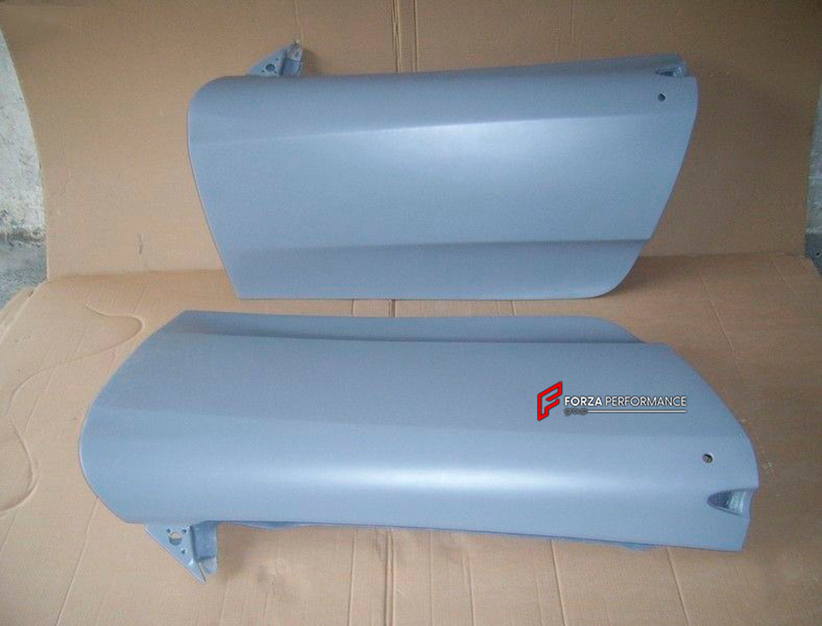 Carbon Door for Ferrari 360 Modena
Set includes:

Door
Material: Carbon, Fiberglass

NOTE: Professional installation is required.